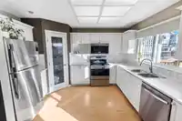 18486 66 AVENUE - thumbnail 9