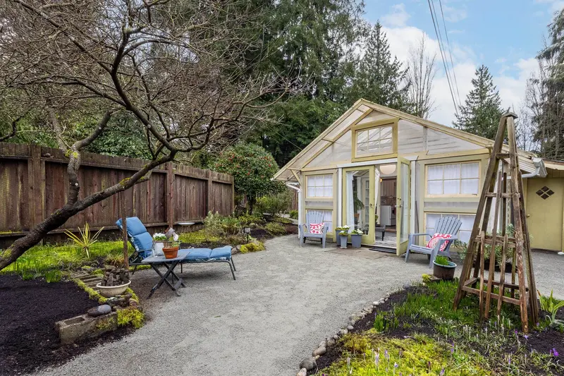 5699 TRIDENT AVENUE - photo 1 of 25