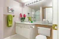 211 16085 83RD AVENUE - thumbnail 26