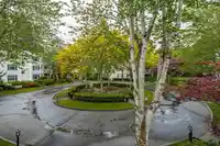 211 16085 83RD AVENUE - thumbnail 32