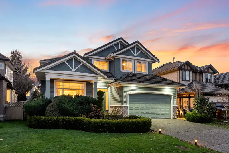 7321 146 STREET - photo 1 of 25