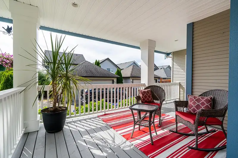 19029 68B AVENUE - photo 3 of 40
