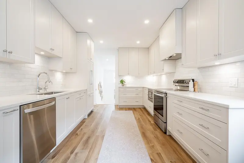 3643 PRINCE ALBERT STREET - photo 2 of 25