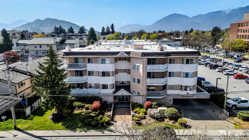 214 8985 MARY STREET - photo 2 of 25