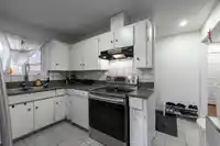 7366 128A STREET - thumbnail 9