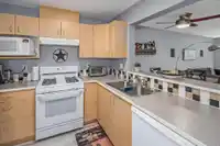 417 15210 GUILDFORD DRIVE - thumbnail 13