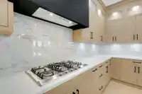 15683 107 AVENUE - thumbnail 11