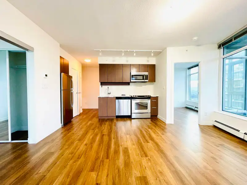 2212 13308 CENTRAL AVENUE - photo 3 of 16