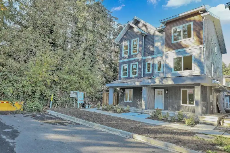 102 14755 68A AVENUE - photo 2 of 40