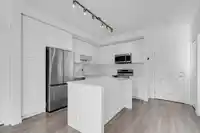 418 15825 85 AVENUE - thumbnail 1
