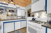 12774 114B AVENUE - thumbnail 10