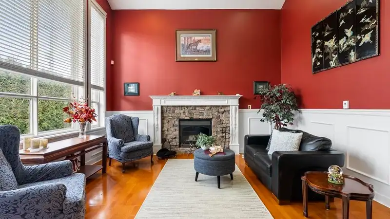 7756 144 STREET - photo 2 of 40