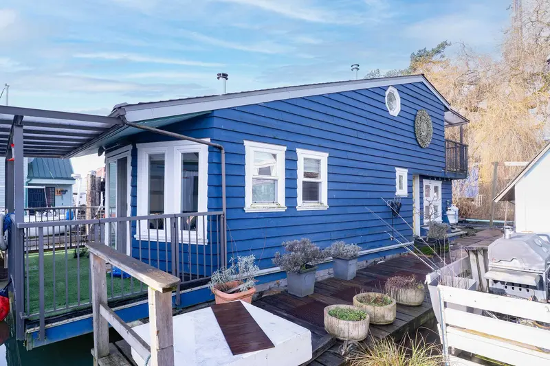 12 23080 DYKE ROAD - photo 1 of 17