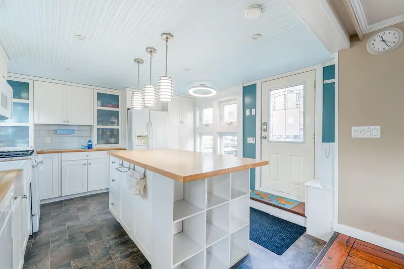 12 23080 DYKE ROAD - photo 3 of 17