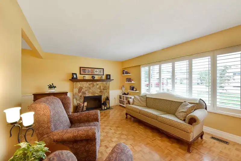 14856 LARK PLACE - photo 4 of 40