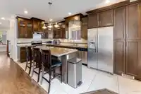 7132 195 STREET - thumbnail 7