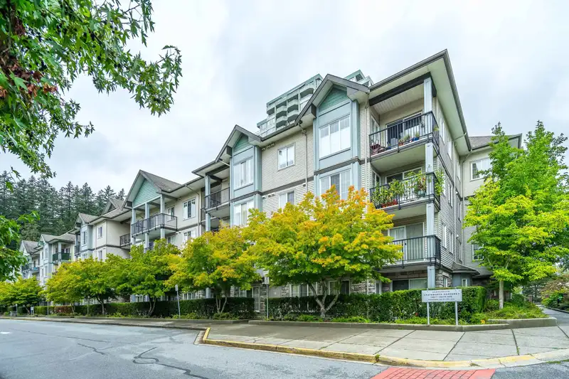 403 14877 100 AVENUE - photo 1 of 36