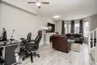11 16772 61 AVENUE - thumbnail 5