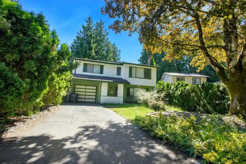 6770 128B STREET - photo 1 of 23