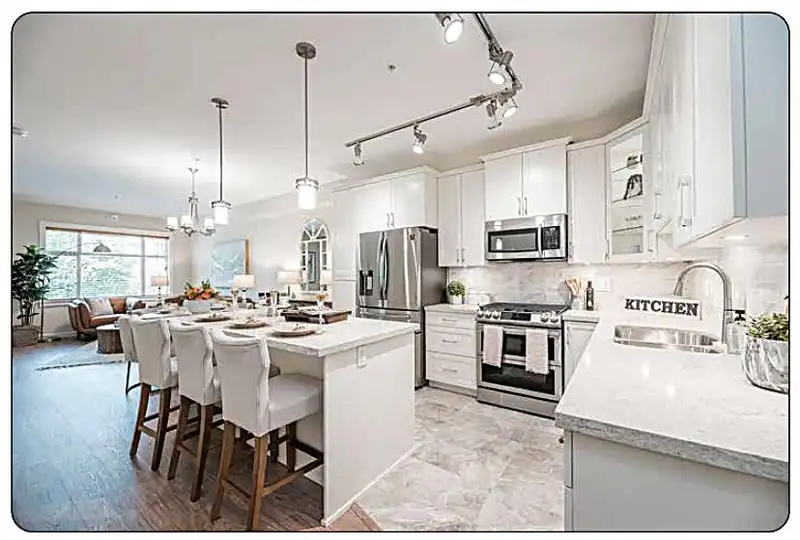 106 11035 RAVINE ROAD - photo 2 of 5