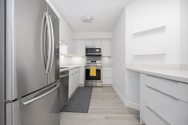 131 33173 OLD YALE ROAD - photo 4 of 25