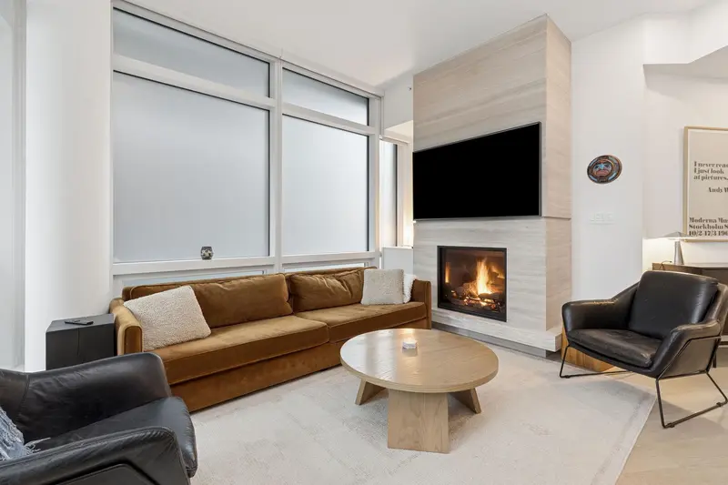 401 6699 NELSON AVENUE - photo 1 of 24