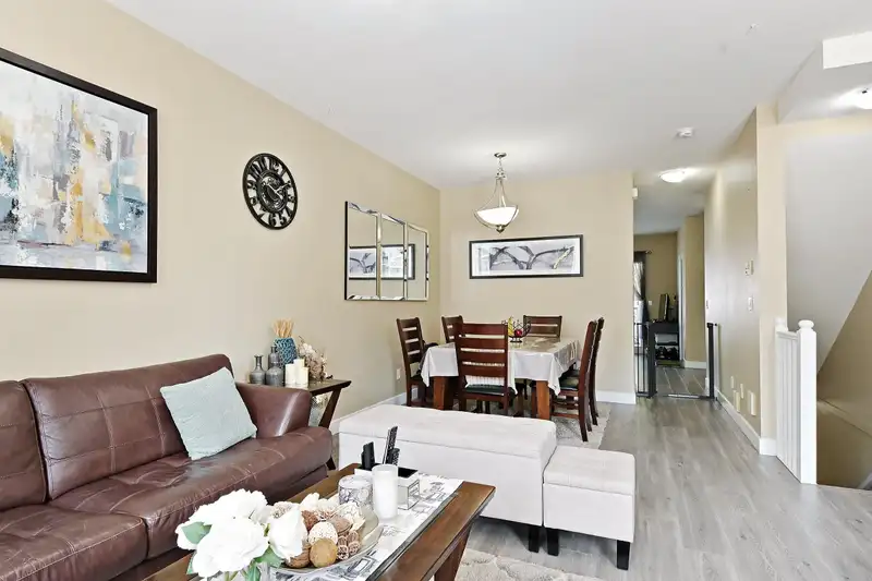 66 8676 158 STREET - photo 4 of 27