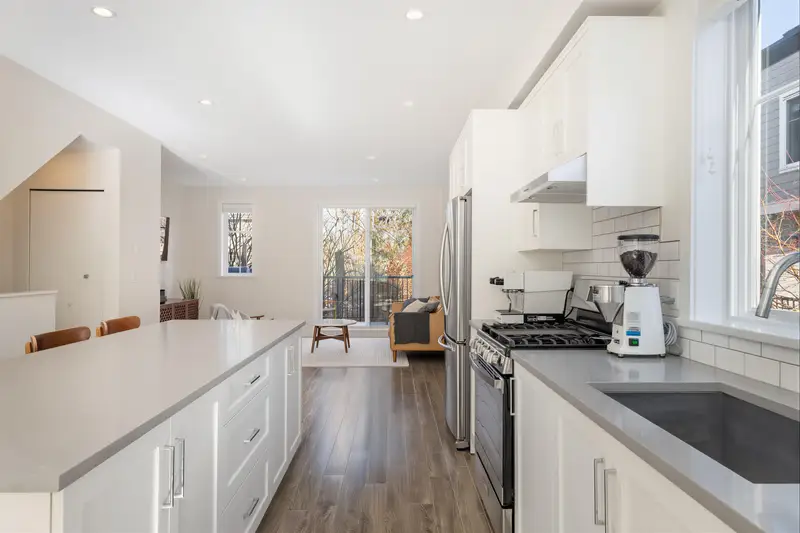 35 15588 32 AVENUE - photo 4 of 25