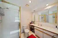 242 7156 121 STREET - thumbnail 15