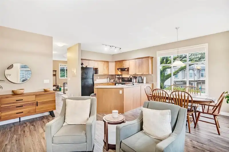 5 6588 188 STREET - photo 2 of 24