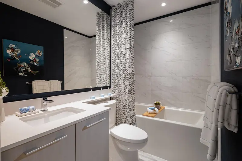 165 3637 SHEFFIELD AVENUE - photo 4 of 10