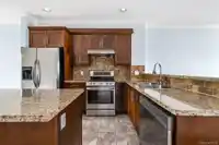 37 16355 82 AVENUE - thumbnail 4