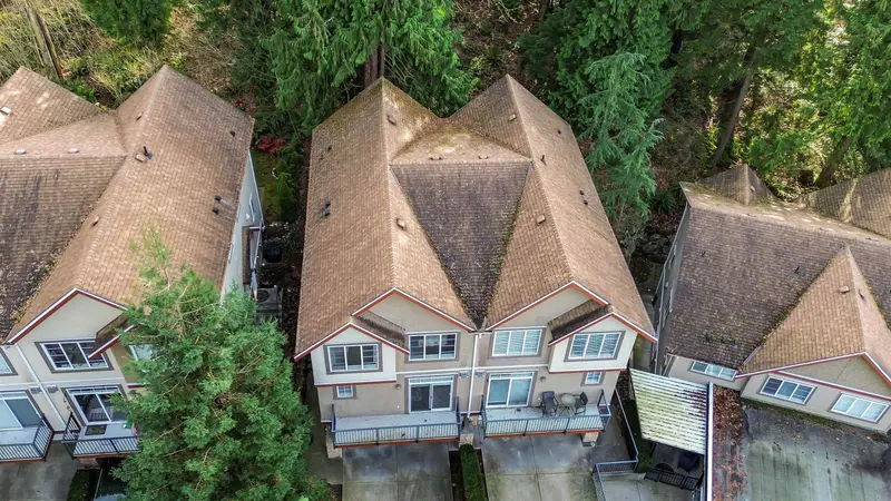 33 35626 MCKEE ROAD - photo 3 of 25