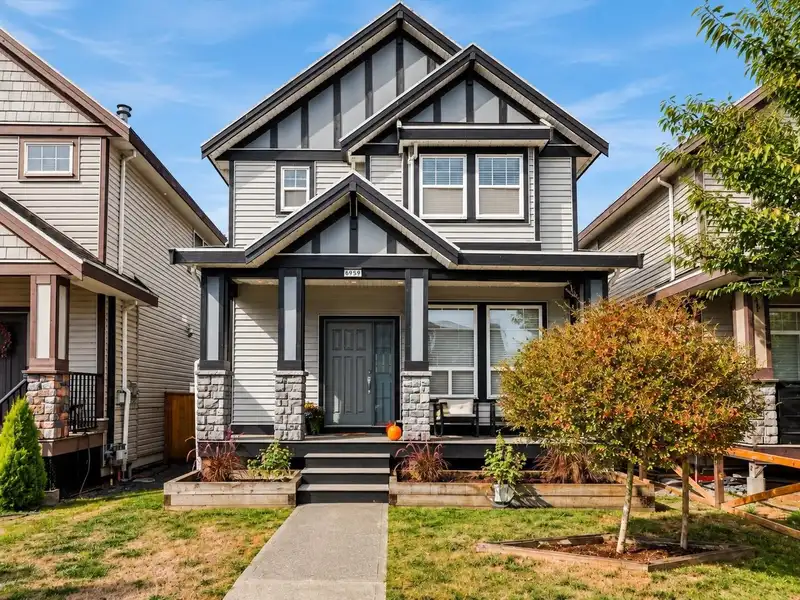 6959 192 STREET - photo 1 of 25