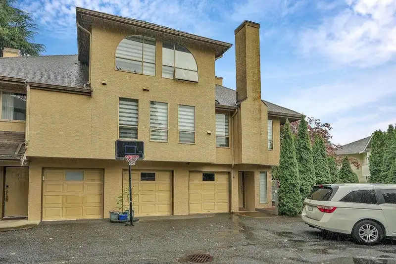 6 7141 122 STREET - photo 1 of 30