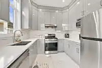 18568 58 AVENUE - thumbnail 9
