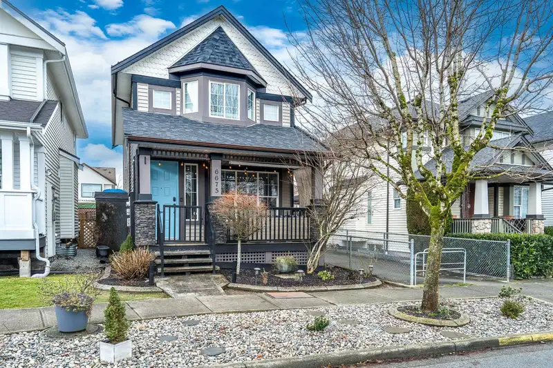 6675 184A STREET - photo 1 of 39