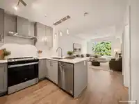 306 6338 KING GEORGE BOULEVARD - thumbnail 3