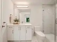 306 6338 KING GEORGE BOULEVARD - thumbnail 10