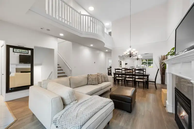 5814 122 STREET - photo 4 of 25