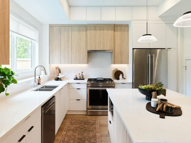 26 23697 FERN CRESCENT - photo 4 of 12