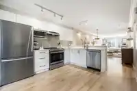 14 15175 62A AVENUE - thumbnail 1