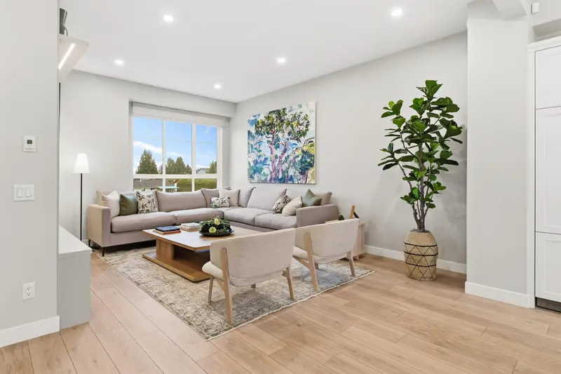 2867 JERESEY PLACE - photo 2 of 25