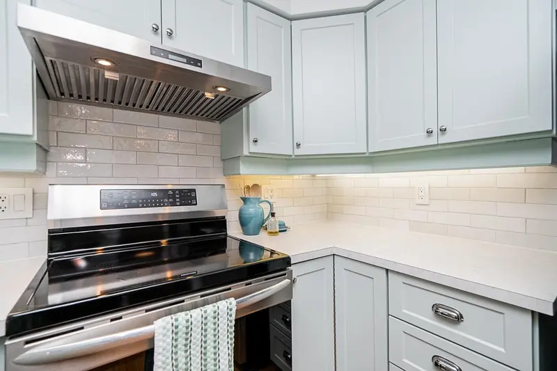 39 12880 RAILWAY AVENUE - photo 3 of 25