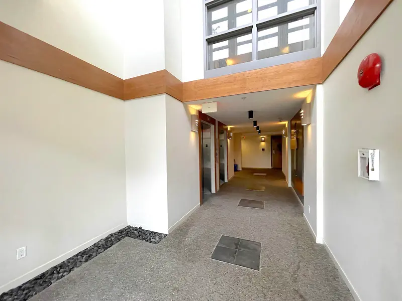 117 8060 JONES ROAD - photo 4 of 25