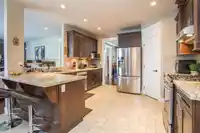 7015 195 STREET - thumbnail 10