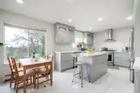 8433 150A STREET - thumbnail 13