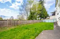 8433 150A STREET - thumbnail 40