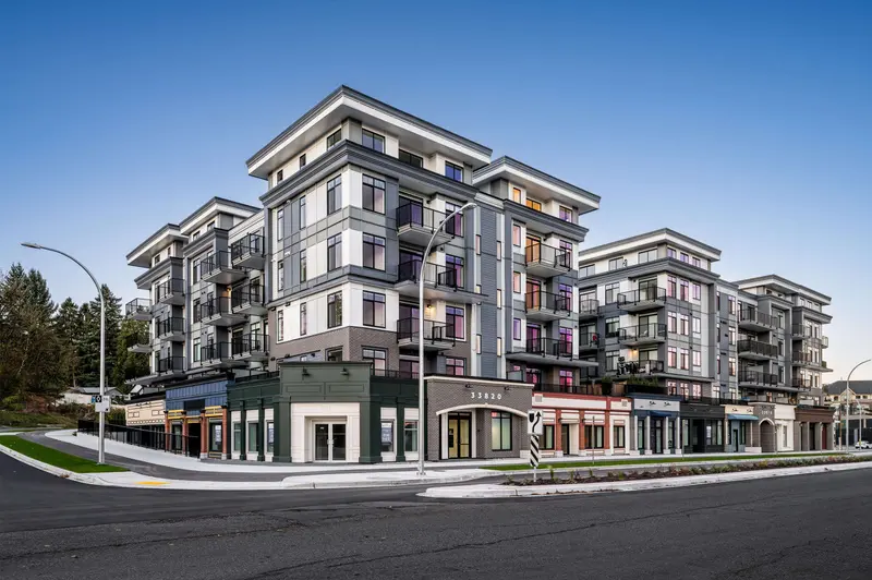 507 33816 SOUTH FRASER WAY - photo 2 of 17