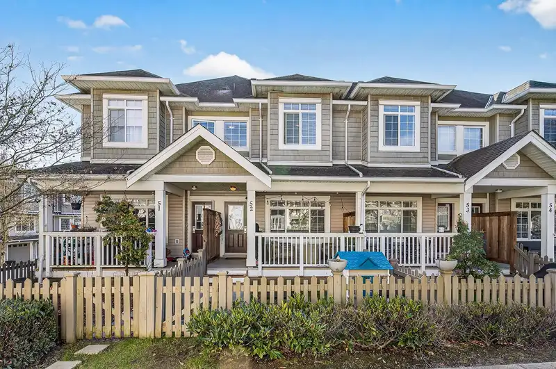 52 6852 193 STREET - photo 2 of 38